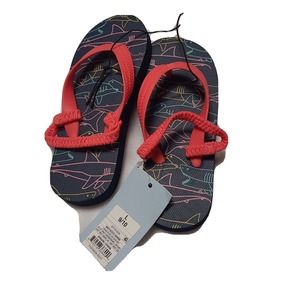 Cat & Jack Shark Flip Flops Boys 9 10 Large Blue Red Heel Strap sandals